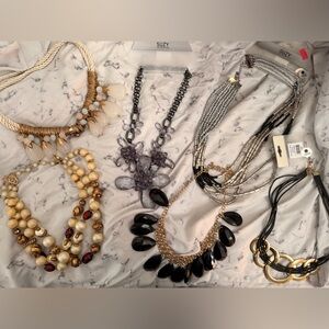 Costume Jewelry Necklace Set